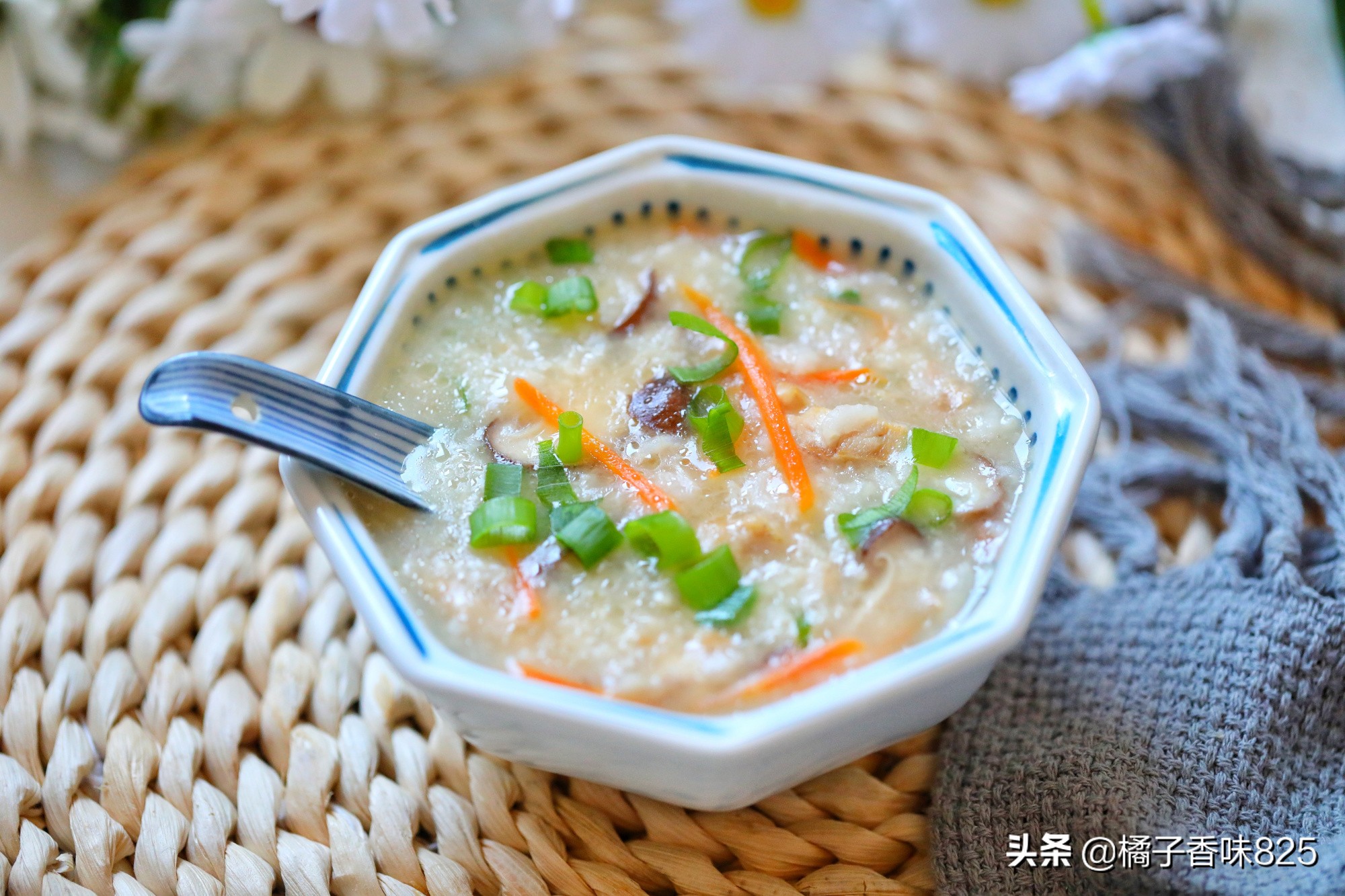 秋天早餐常喝粥，營養滋補，鮮味十足特別好喝，孩子三天兩頭饞它