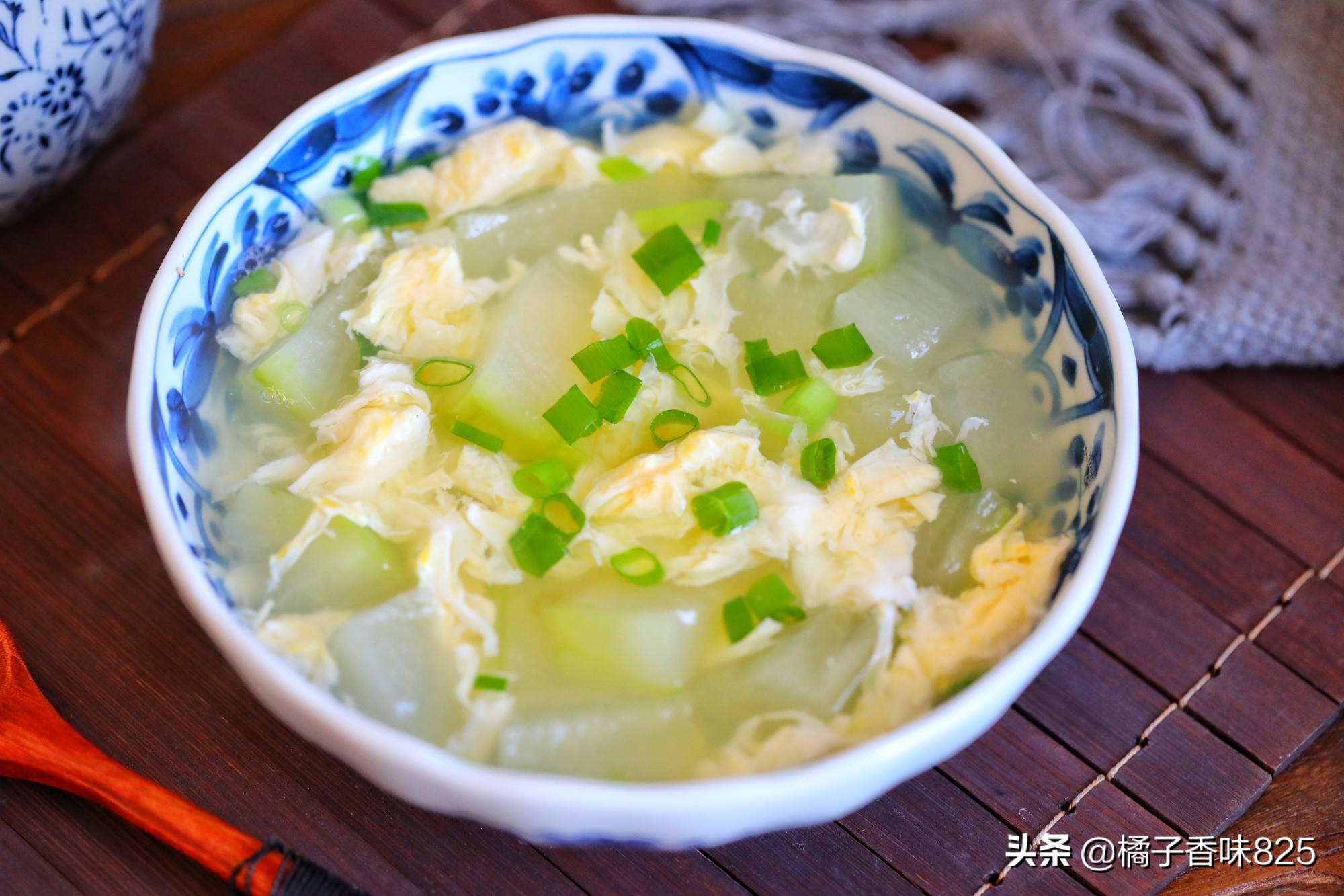 秋天乾燥，多喝冬瓜湯，味道清淡，美味營養高，喝起來真順口