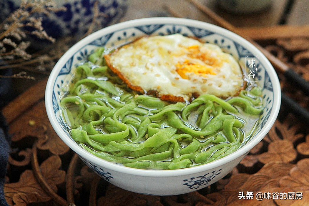 菠菜學會這樣做，方便好看又營養，孩子吃上癮，常吃抵抗力強