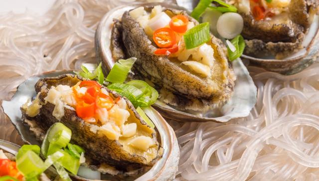 新鮮鮑魚5種最好吃的做法，簡單美味又下飯，看看你喜歡吃不？