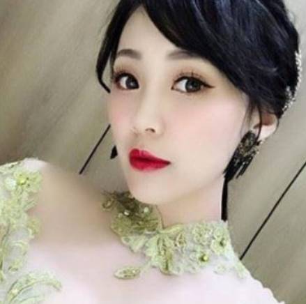 女兒出嫁拜別!鐵漢爸「當場心碎崩潰」:不要嫁 2度淚崩「最後父女不捨畫面」逼哭3萬人