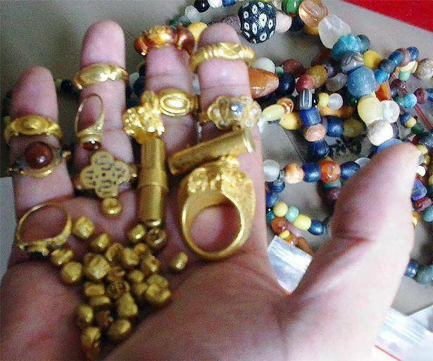 漁民發現700年前消失的黃金島,有珠寶金幣佛像和中國陶器