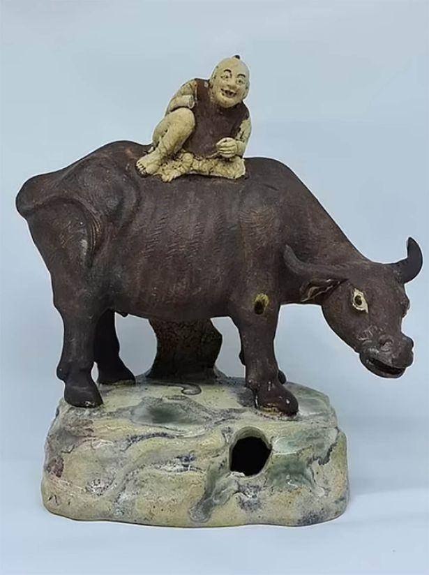 漁民發現700年前消失的黃金島,有珠寶金幣佛像和中國陶器