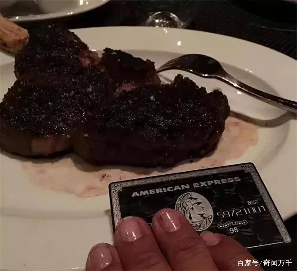 他冒充沙特王子行騙30年,吃香喝辣呼風喚雨,最後敗在一道菜上