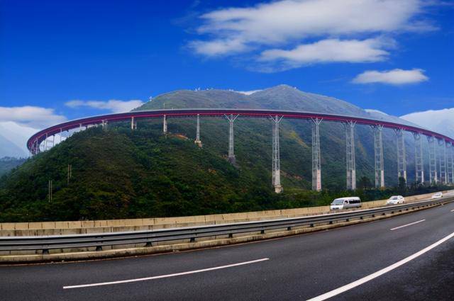 深入地底,中國基建18曾大樓,創造又1世界奇蹟