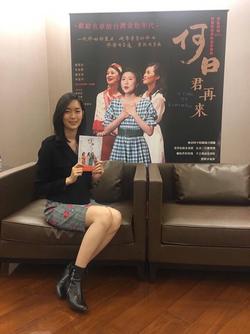 鄧麗君姪女曝光!笑憶「小時候不知她多紅」過年才見得到 「穿姑姑舊衣現身」網讚:是一家人沒錯