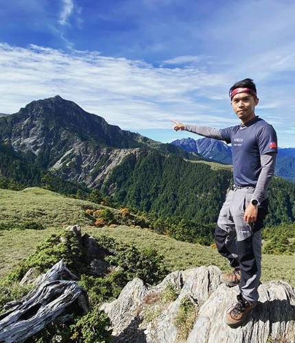 剛在國外讀完碩士!23歲青年「為病母棄200萬年薪」衝回台灣 返鄉種田領低薪「驚人成果曝光」網讚翻