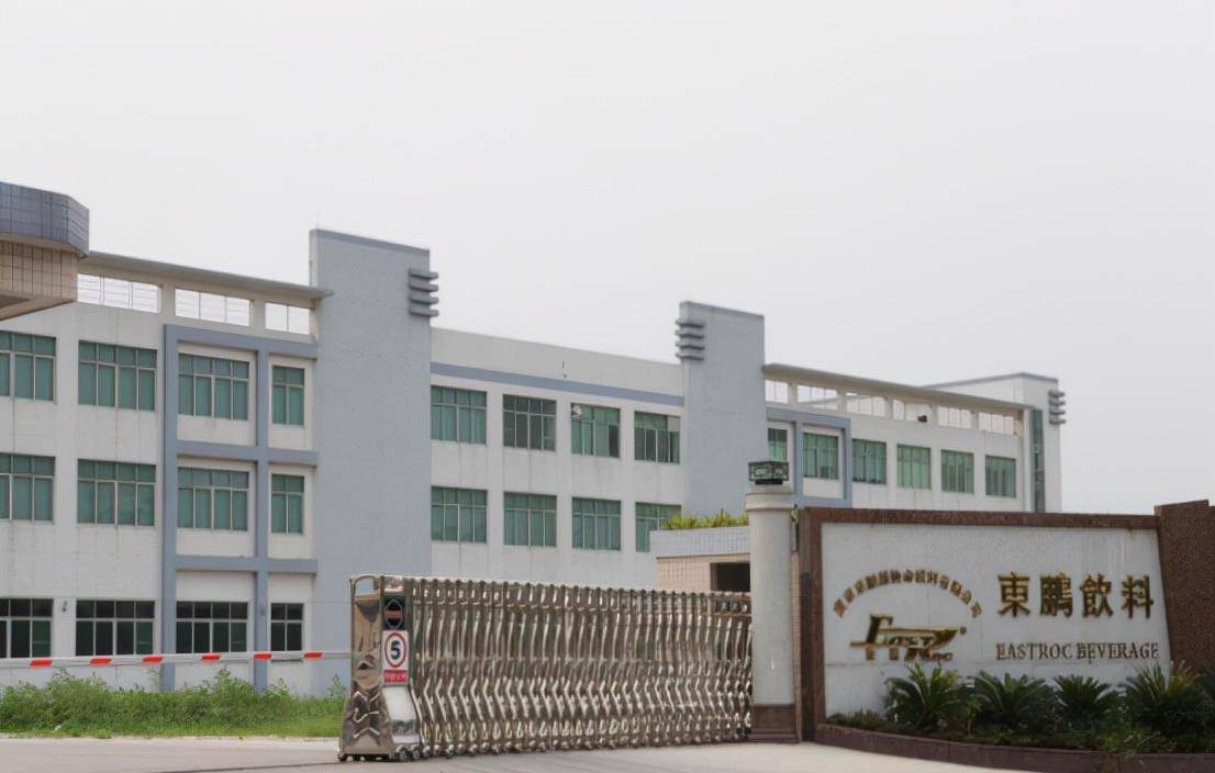 公司即將破產,他冒險承包還請謝霆鋒代言,今賺到300多億身家