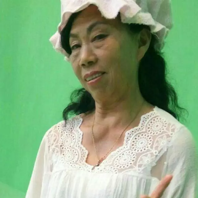 61歲出名成周星馳御用丑角,兩部戲賺兩套房坐擁千萬資產