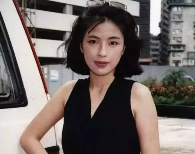 天王背後的女人! 張學友沒工作「每天消極喝酒」她仍不離不棄 為愛隱退「老公寵她整整32年」,沒人能取代