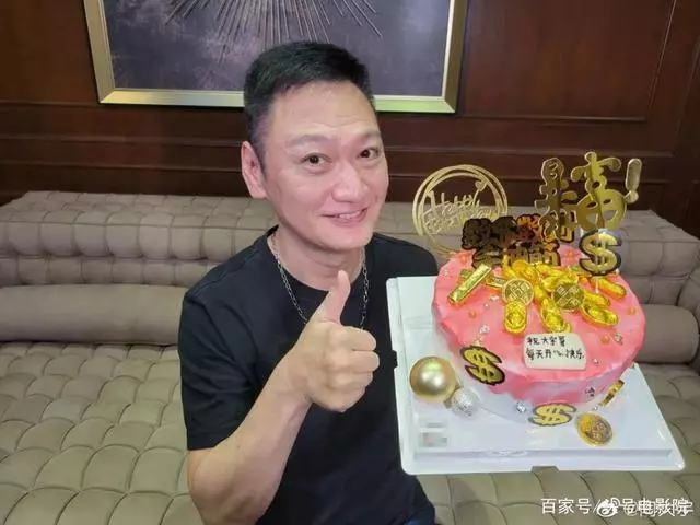 前TVB師奶剎手賣唱掙錢!58歲基本沒戲拍,吃老本26年