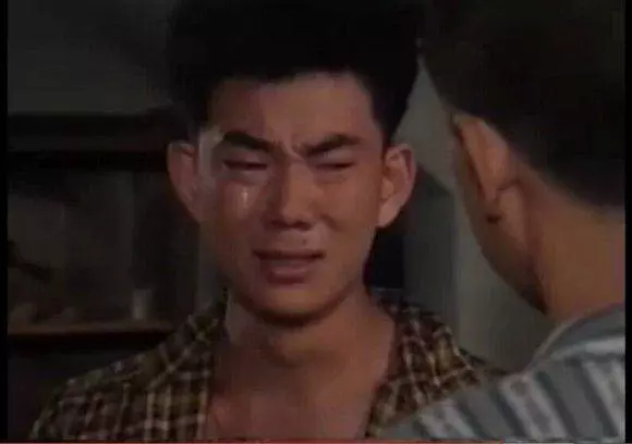他被老師坑騙,公司倒閉卻意外走紅。如今不紅了,也沒關係