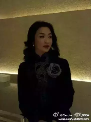 活出自我!她23歲娶妻 28歲「從男身變女人」38歲嫁人,如今53歲家庭和睦兒女雙全