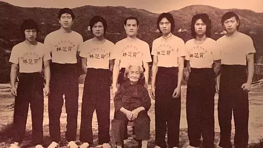 十三姨原型!她性格太強悍無人敢娶「嫁給54歲黃飛鴻」 丈夫走後「守寡57年無兒無女」 卻締造傳奇一生