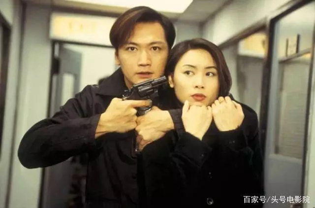 前TVB師奶剎手賣唱掙錢!58歲基本沒戲拍,吃老本26年