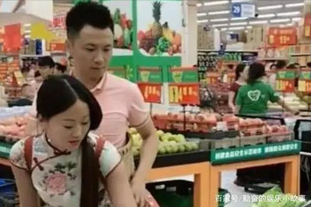 無腿丈夫出軌女粉絲後,前妻獨自撫養女兒,現狀如何了