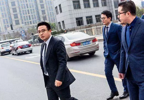 3年前把餓了麼賣給馬雲,33歲的年輕人 如今怎樣了