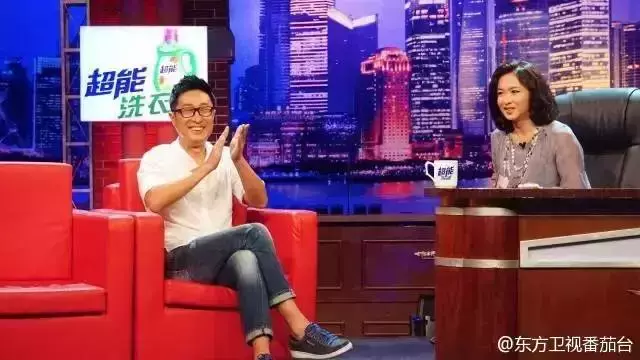 活出自我!她23歲娶妻 28歲「從男身變女人」38歲嫁人,如今53歲家庭和睦兒女雙全