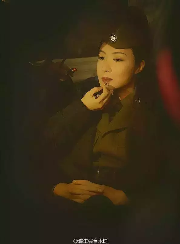 活出自我!她23歲娶妻 28歲「從男身變女人」38歲嫁人,如今53歲家庭和睦兒女雙全