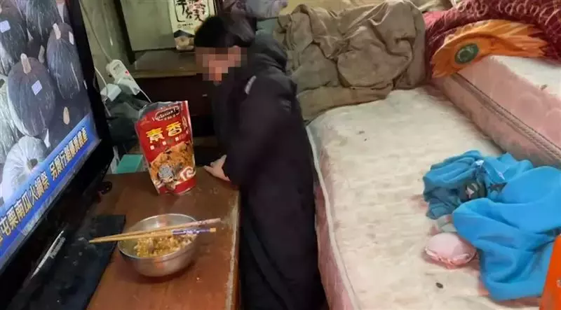 10口擠破屋！女童親筆寫信「哀求議員幫忙」結局大逆轉　遭爆「阿公其實超有錢」真相曝光 
