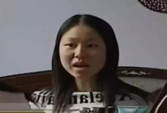 女孩天生聾啞,卻在22歲新婚後不久,因和丈夫吵架被氣得會說話
