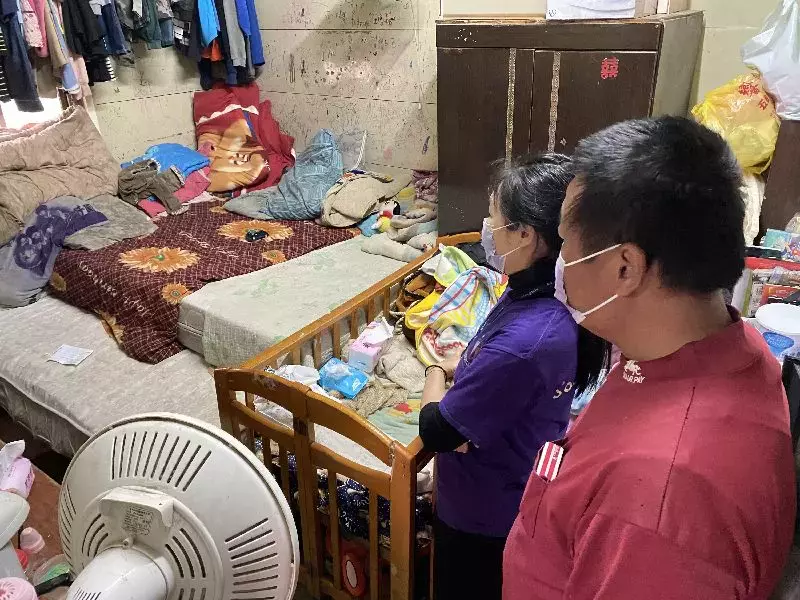 10口擠破屋！女童親筆寫信「哀求議員幫忙」結局大逆轉　遭爆「阿公其實超有錢」真相曝光 