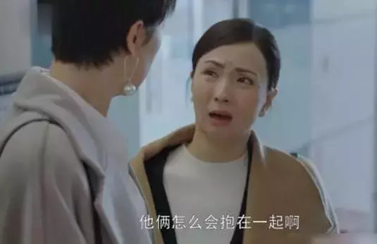 發現女兒早戀!媽媽不打不罵反而拉她去「買衣服」 回家後女兒果斷「分手」:挽救孩子的戀愛觀