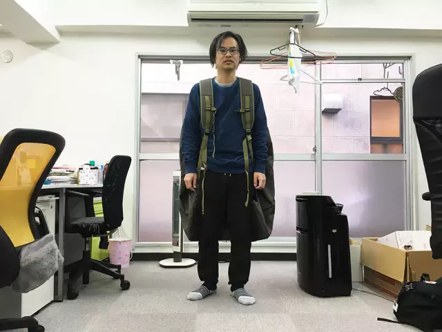 他網購「砸7000元買潮男背包」拆開超傻眼!機智想出新用途「廢物女友超想要」:可以團購嗎?