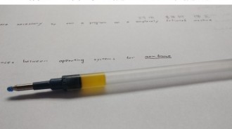 筆芯裡「黃黃的謎之液體」是什麼？ 網點出神奇功能：沒它不能用
