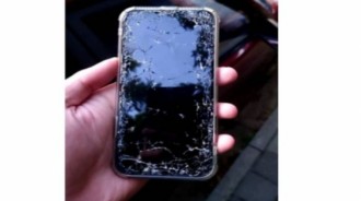 曖昧女同事手機摔壞！癡情男為愛送上「特製iPad」，結局臉卻綠了