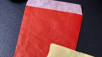 算命仙斷言她「將遇劫」！急付千元求解，回家打開驚覺真的遭劫