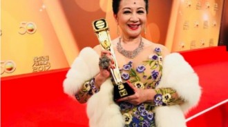 被老公拋棄險自盡！為養3個兒女「咬牙復出」翻紅成富婆「失蹤15年前夫」突現身跪求復合