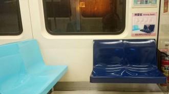 賭藍捷運妹霸位耍心機！她「爆氣拍照求公審」：就是自私　意外引「內行人幫喊冤」苦衷曝光 