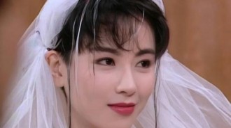 出道36年！她曾紅極一時「靠美貌征服了7個男人」　卻身患厭食症「一生未婚無子」靠修佛度餘生 