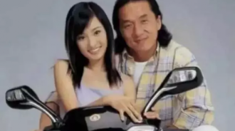 當年拍廣告，成龍拿50萬，楊冪卻拿600，一句話直接翻了80多倍