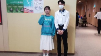 吃火鍋遇見愛！海底撈巧遇「天菜帥氣服務生」怦然心動鼓起勇氣「上前搭訕帥店員」最後結局心碎了 