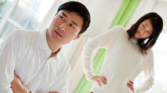 別糾纏！男人冷暴力、貶低你、背叛你的時候　千萬不要做3件「傻事」：可惜80%的女人都做過 