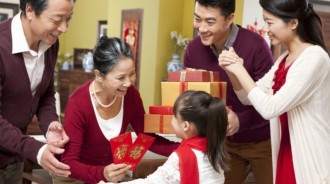 過年親戚大亂鬥！他煩惱問「姊姊兒子的女兒」要叫什麼　神網友曝光「超複雜正確解答」：腦袋打結了 