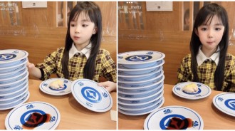 連吃東西都好甜❤️吃貨小女孩「嗑壽司超萌影片」吸上萬追蹤　被挖出日常變裝照「化身茉莉公主美翻」