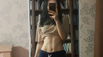 韓妞被前男友一句「照照鏡子」惹怒 奮力瘋狂剷肉變超正：前男友跪求複合