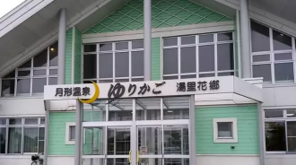 失傳的獨門絕技XD阿姨「霜淇淋擠太爛」反爆紅！　離職後員工苦練：還真做不到那麼醜…  