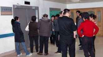 「娘不在」不是一家人！父母走後「兄弟姐妹會疏遠」變親戚　過來人告訴你3個原因「感情不是一成不變」