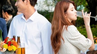 女生違背信仰婚前行為，他卻劈腿與小三結婚，婚禮還邀請她...只因為想當面道歉！