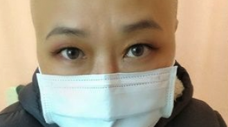 兒子癌症先走了！女兒也宣告罹癌「母第一時間反應超催淚」　她剃髮拚了「只求多活老媽一天」：還想盡孝 