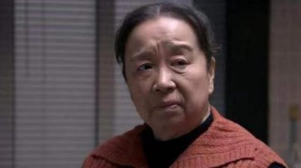 晚年一個人孤獨！58歲阿姨哭訴：和姐姐「抱團養老半年」她越來越滋潤，我卻很難受
