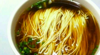 妻子要和丈夫離婚！辦手續前婆婆「煮麵條」　吃到碗底妻子恍然大悟