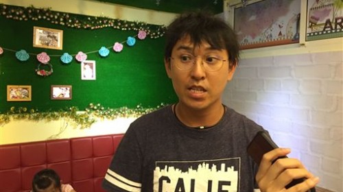 孩子睡了才敢哭！35歲清潔工爸「日做18小時」拚命養6小孩　自責「麥當勞都吃不起」遭主管諷：生那麼多幹嘛？